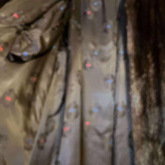 Size 0-6x reasonable offer
Mink , lamb, Rabbit, wool, fox , leather and suede ~ - Picture 4 of 13